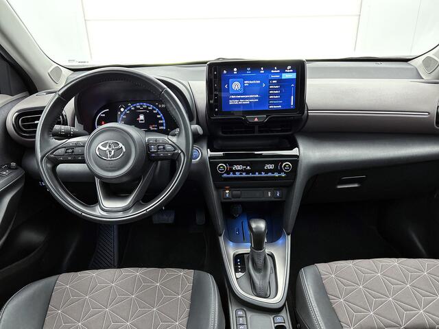 Toyota YARIS Cross 1.5 Hybrid Executive | Stoelverwarming | Navigatie | Parkeersensoren | Glazen Dak |