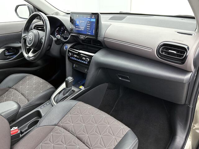 Toyota YARIS Cross 1.5 Hybrid Executive | Stoelverwarming | Navigatie | Parkeersensoren | Glazen Dak |