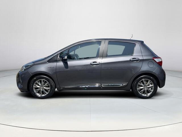 Toyota YARIS 1.5 Hybrid Executive | Navigatie | Fietsendragerbeugel | Parkeersensoren | Licht metalen velgen |