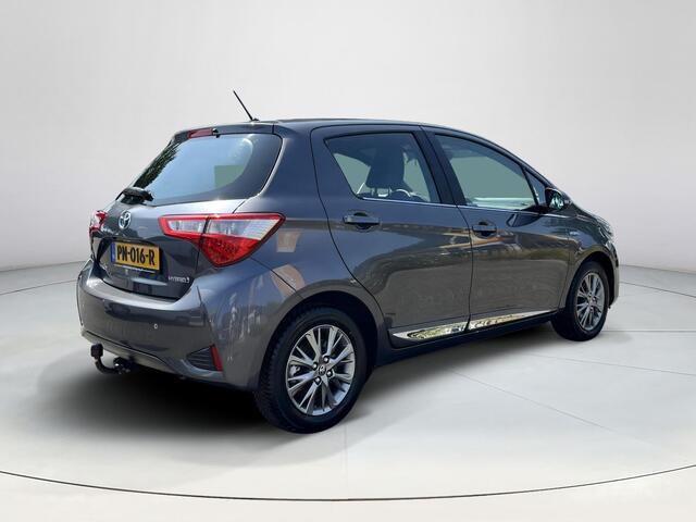 Toyota YARIS 1.5 Hybrid Executive | Navigatie | Fietsendragerbeugel | Parkeersensoren | Licht metalen velgen |
