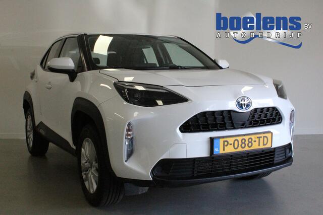 Toyota YARIS Cross 1.5 Hybrid Business | APK: 06-2028 | CLIMA | NL-AUTO+N.A.P! | CAMERA | CRUISE | LANE-ASSIST | LED |