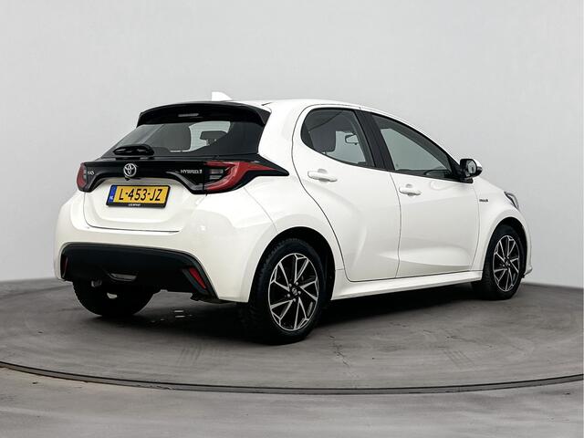 Toyota YARIS 1.5 Hybrid Dynamic | NL Auto | Cruise Control Adaptief | Achteruitrijcamera | Onderweg-naar-dealer