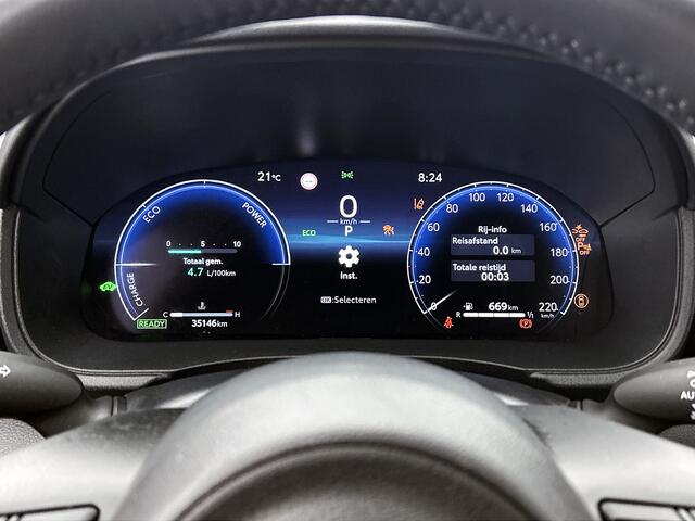 Toyota YARIS 1.5 Hybrid 130 Executive | BTW voertuig | Dodehoek detectie | Stoel+stuurverwarming | Parkeersensoren voor+achter | Draadloze telefoonlader | Navigatie | Apple CarPlay/Android Auto | Cruise Control Adaptive |