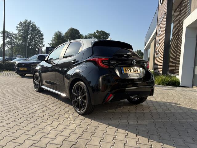 Toyota YARIS 1.5 Hybrid Executive Bi-Tone | PDC V+A | HUD