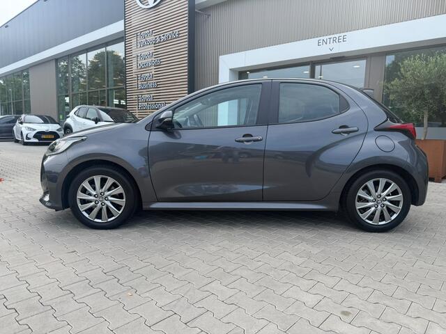 Toyota YARIS 1.5 Hyb. Dynamic Limited | All Seasons | Trekhaak