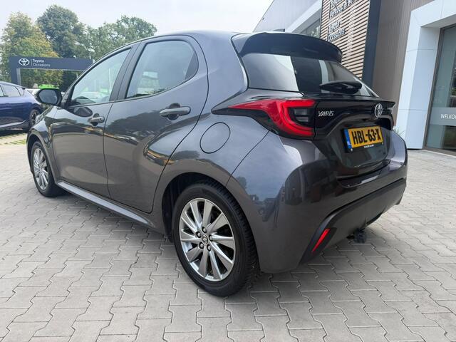 Toyota YARIS 1.5 Hyb. Dynamic Limited | All Seasons | Trekhaak