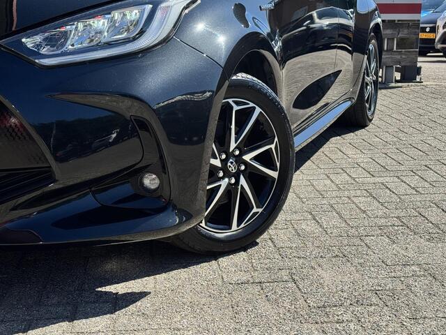 Toyota YARIS 1.5 Hybrid First Edition Apple Carplay/Android Auto, Camera, Climate/Cruise Control, Navigatie