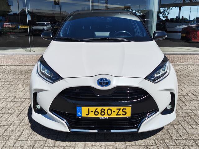Toyota YARIS 1.5 Hybrid Executive | HUD | JBL | Navi | Sensoren v/a | Blind Spot |Stoelverwarming |