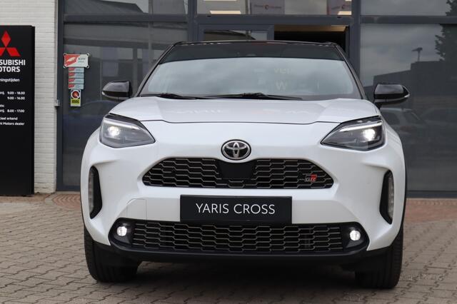 Toyota YARIS Cross 1.5 Hybrid GR Sport | Panoramadak | JBL | Blindspot | HUD