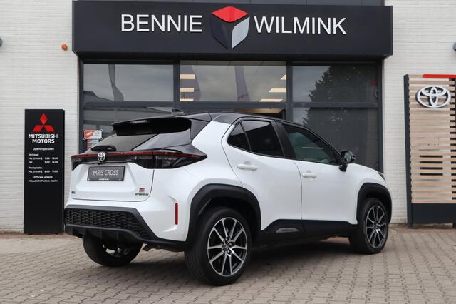 Toyota YARIS Cross 1.5 Hybrid GR Sport | Panoramadak | JBL | Blindspot | HUD