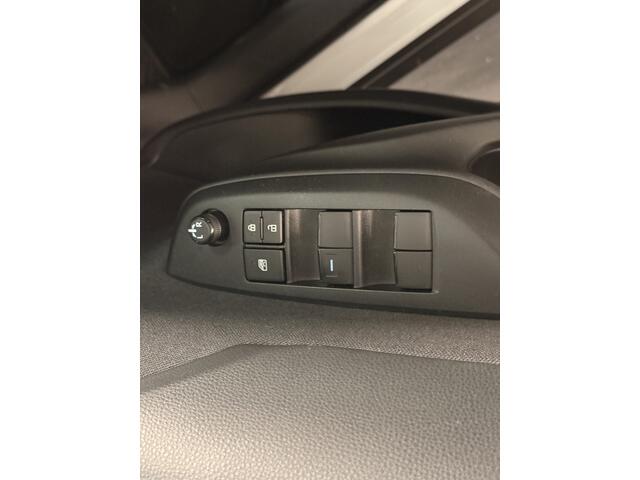 Toyota YARIS Cross 1.5 Hybrid 115 First Edition | Apple Carplay | Achteruitrijcamera |