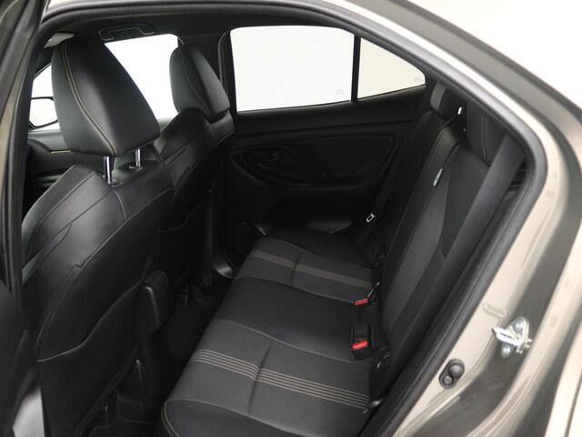 Toyota YARIS Cross 1.5 Hybrid Adventure | Camera | Adaptive Cruise Control | Stoelverwarming | Nederlandse Auto | NAP |
