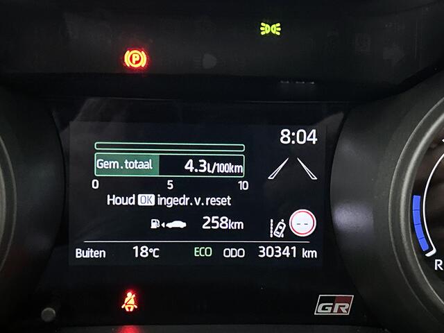 Toyota YARIS 1.5 Hybrid GR Sport | JBL | Dodehoek detectie | Stoelverwarming | Draadloze telefoonlader | Navigatie | Apple CarPlay/Android Auto | Climate Control | Cruise Control Adaptive |