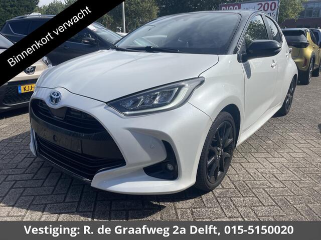 Toyota YARIS 1.5 Hybrid Executive | Stoelverwarming | Navigatie | Parkeersenoren | Apple Carplay/Android Auto