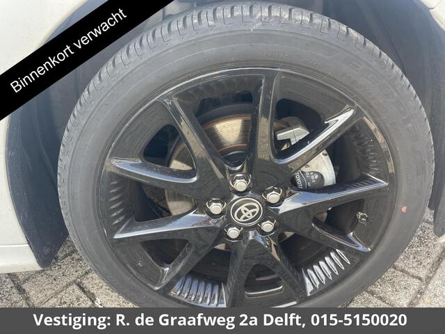 Toyota YARIS 1.5 Hybrid Executive | Stoelverwarming | Navigatie | Parkeersenoren | Apple Carplay/Android Auto