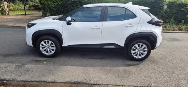 Toyota YARIS 1.5 Hybrid Active Invalide Handbediening/ECC/Cruise control/Aplle Carplay android