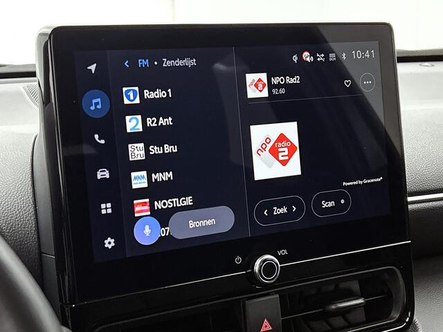 Toyota YARIS Cross 1.5 Hybrid 115 Dynamic Comfort Pack | BTW voertuig | Dealer onderhouden | Stoel+stuurverwarming | Dodehoek detectie | Parkeersensoren voor+achter | Navigatie | Apple CarPlay/Android Auto | Cruise Control Adaptive |