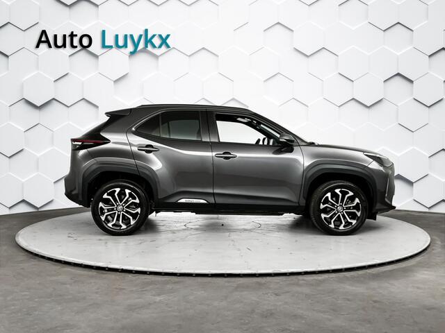 Toyota YARIS Cross 1.5 Hybrid Dynamic | Navigatie | 17'' L.M. Velgen | Adaptieve Cruise Control