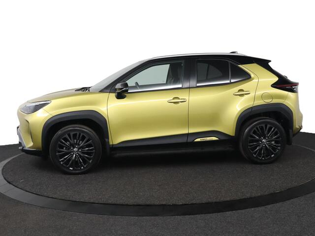 Toyota YARIS Cross 1.5 Hybrid Adventure 4x4 | All-Wheel drive | Parkeer sensoren | Stoelverwarming | JBL Audio |