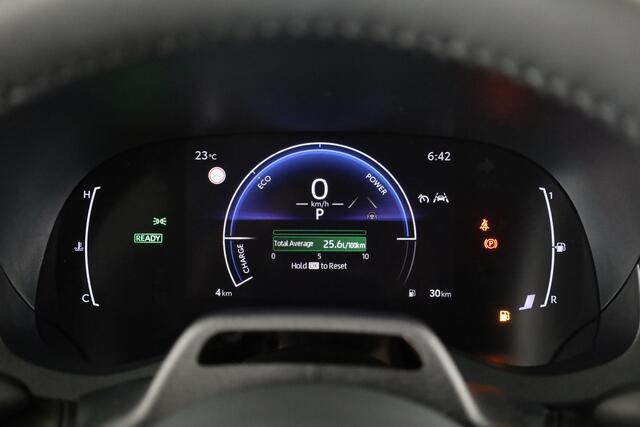 Toyota YARIS Cross 1.5 Hybrid 130 First Edition *NIEUW* | Direct leverbaar! | Metaallak | Inuilpremie | *