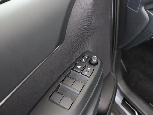 Toyota YARIS Cross 1.5 Hybrid 130 Executive | DEMO & DIRECT LEVERBAAR | Premium Pack | Nieuw Model |