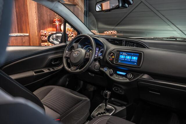 Toyota YARIS 1.5 Hybrid Dynamic | Camera | Stoelverwarming