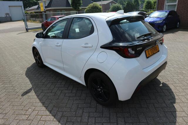 Toyota YARIS 1.5 VVT-i Active Automaat