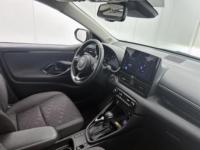 Toyota YARIS 1.5 Hybrid 115 Dynamic Comfort Pack | BTW voertuig | dodehoek detectie | Stoel+stuurverwarming | Apple CarPlay/Android Auto | Climate Control | Cruise Control Adaptive | Achteruitrijcamera | Parkeersensoren voor+achter |