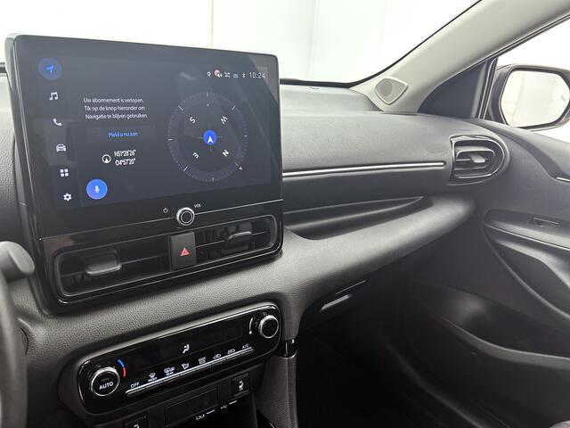 Toyota YARIS 1.5 Hybrid 115 Dynamic Comfort Pack | BTW voertuig | dodehoek detectie | Stoel+stuurverwarming | Apple CarPlay/Android Auto | Climate Control | Cruise Control Adaptive | Achteruitrijcamera | Parkeersensoren voor+achter |