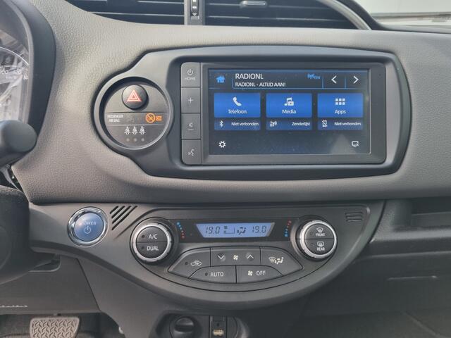 Toyota YARIS 1.5 Hybrid Dynamic