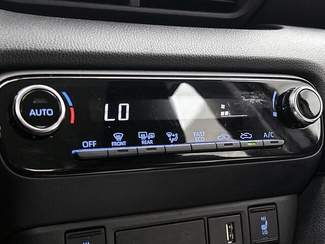 Toyota YARIS 1.5 Hybrid Dynamic (Team-D) | Apple CarPlay / Android Auto (Navigatie) |
