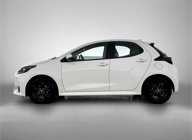 Toyota YARIS 1.5 Hybrid Active | Navigatie | Stoelverwarming | Licht Metalen Velgen | **