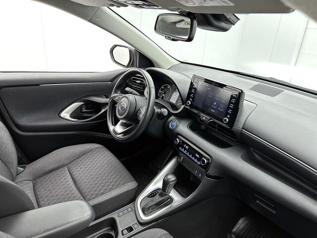 Toyota YARIS 1.5 Hybrid Dynamic Limited | Lichtmetalen Velgen | Mistlampen | Stoel-/Stuurverwarming | Onderweg-naar-dealer