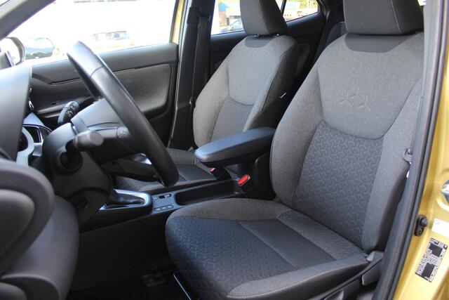 Toyota YARIS Cross 1.5 Hybrid First Edition | Rijklaar | Trekhaak | Stoel-/Stuurverwarming | Navi | Camera | Dealer onderh. | Keyless | All-season