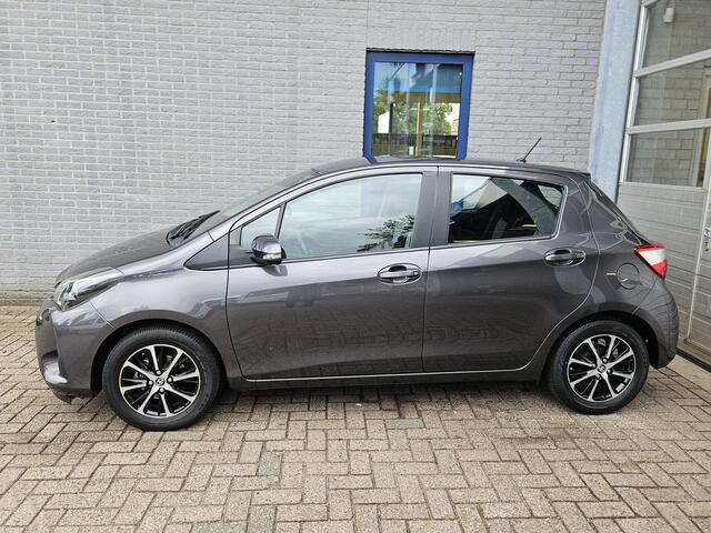 Toyota YARIS 1.0 VVT-i Connect Inclusief Afleveringskosten