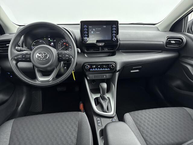 Toyota YARIS 1.5 Hybrid Active | Dealer onderhouden | Slechts 3265KM! | 16" Dynamic Velgen | Climate Control | Cruise Control Adaptive | Apple CarPlay/Android Auto | Achteruitrijcamera |