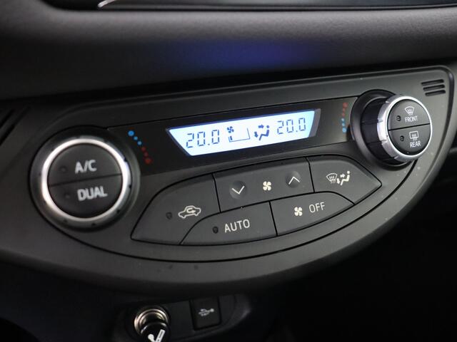 Toyota YARIS 1.5 Hybrid Active | Dealer onderhouden | Climate Control | Cruisse Control | achteruitrijcamera | 15" Velgen