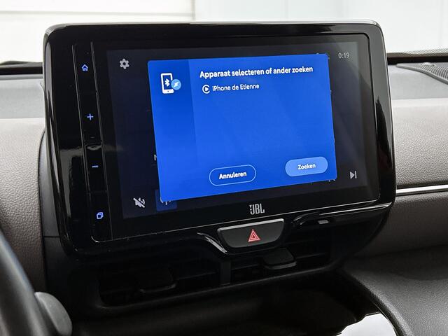 Toyota YARIS Cross 1.5 Hybrid Executive | JBL | Head-Up Display | Dodehoek detectie | Elektrische achterklep | Stoelverwarming | Draadloze telefoonlader | Navigatie | Apple CarPlay/Android Auto |
