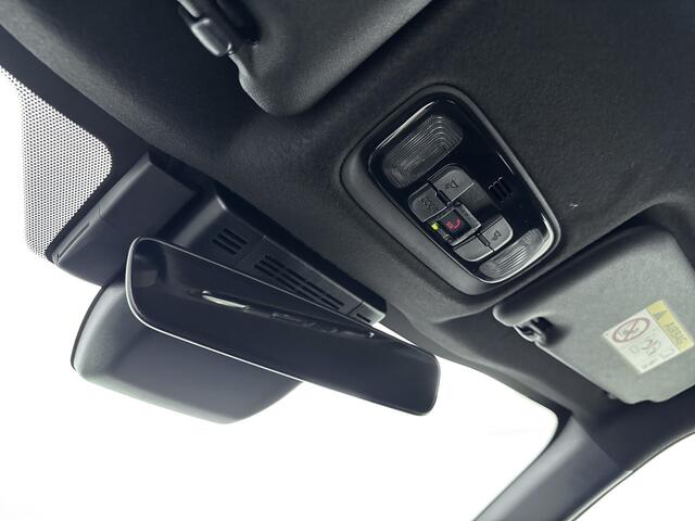 Toyota YARIS Cross 1.5 Hybrid 130 First Edition Comfort Pack | LEVERBAAR VANAF DECEMBER 26