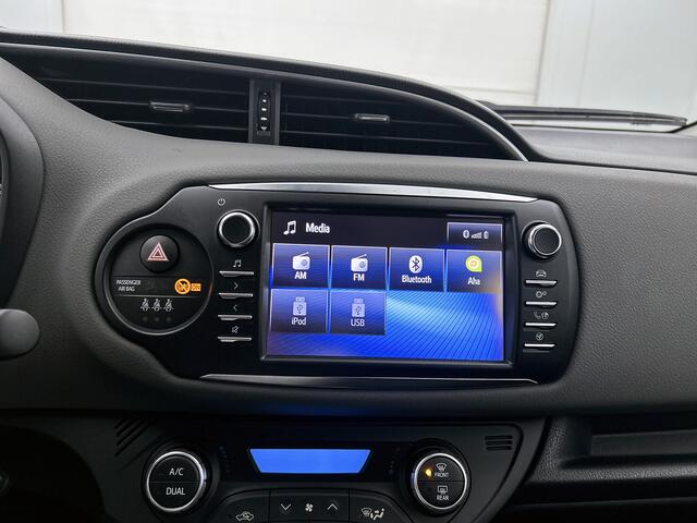 Toyota YARIS 1.5 VVT-i Aspiration | Navigatie | Cruise Control | Climate Control | Parkeersensoren Achter | Achteruitrijcamera | Bluetooth | Elektrische ramen voor |