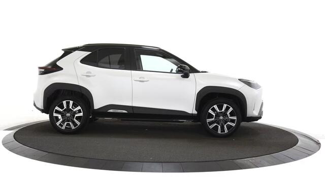Toyota YARIS Cross 1.5 Hybrid 130 Executive Cruise control adaptief / 360 Camera / Elektrische achterklep
