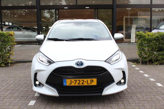 Toyota YARIS 1.5 Hybrid First Edition | Rijklaar | Apple/Android | Bluetooth | Adap. Cruise. | DAB+ | Clima | Camera