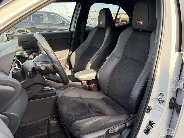 Toyota YARIS Cross 1.5 Hybrid GR Sport **JBL/ DODE HOEK DETECTIE/ ELEKTRONISCHE ACHTERKLEP**