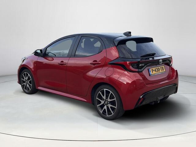 Toyota YARIS 1.5 Hybrid Executive **TREKHAAK/ STOELVERWARMING/ APPLE CARPLAY**