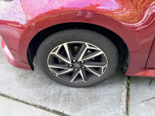 Toyota YARIS 1.5 VVT-i Dynamic Navigatie Camera