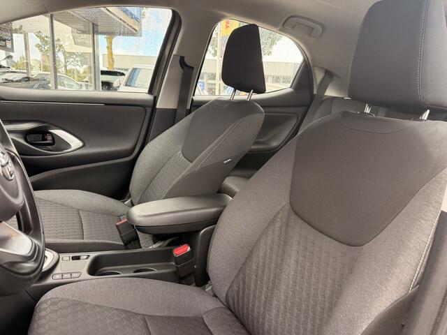 Toyota YARIS 1.5 Hyb. Active | Camera | Climate | Navigatie
