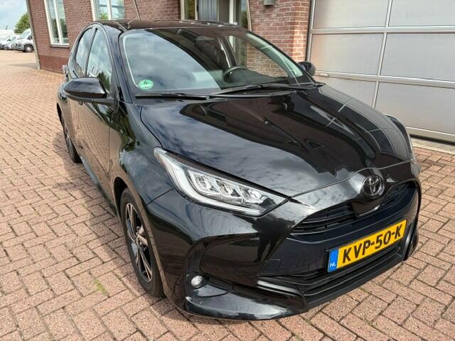 Toyota YARIS 1.5 Hybrid 115 First Edition