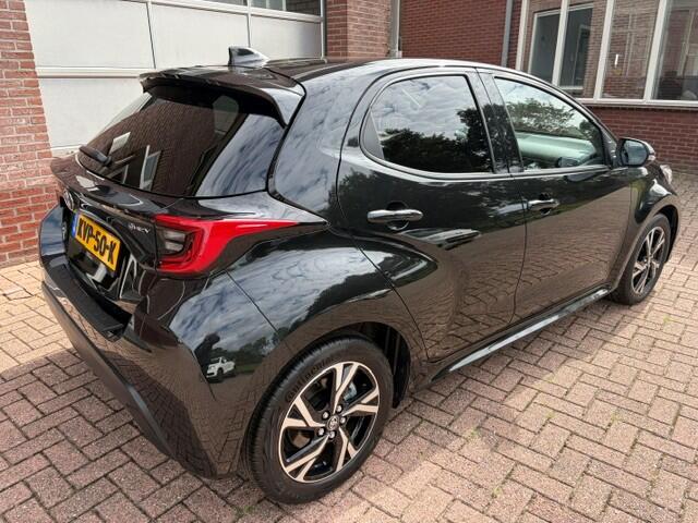 Toyota YARIS 1.5 Hybrid 115 First Edition