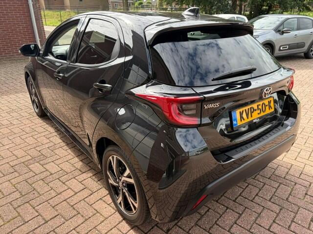 Toyota YARIS 1.5 Hybrid 115 First Edition