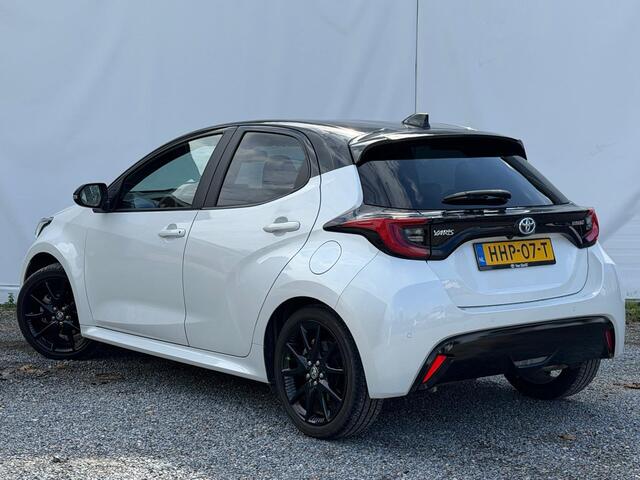 Toyota YARIS 1.5 Hybrid GR Sport | Camera | JBL | HUD | Dodehoek Detectie